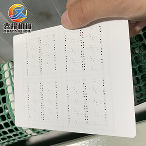 陶瓷基片板表去面殘渣噴砂效果