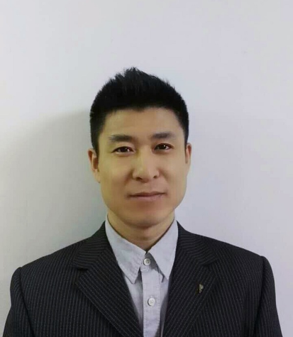 1511763503115785.jpg 秦洪偉.jpg